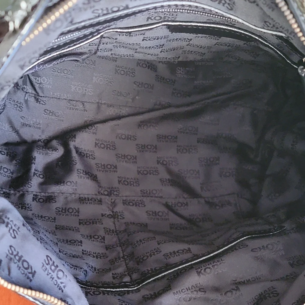 MICHAEL Michael Kors Croc Embossed Black Patent Leather Hobo Bag Y2K